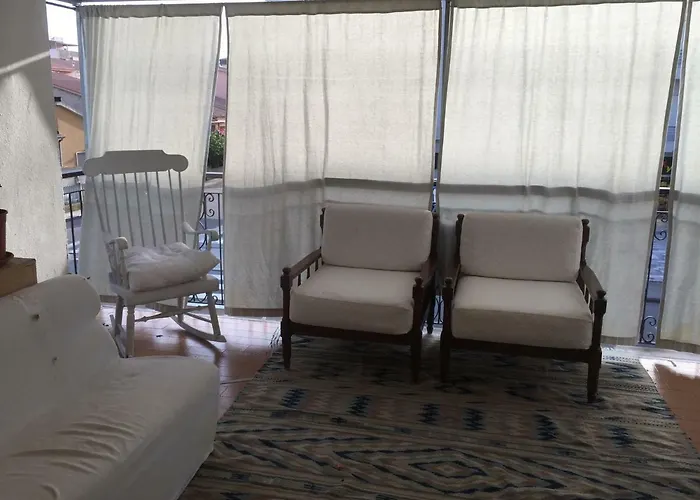 Pensión Short Let Olbia